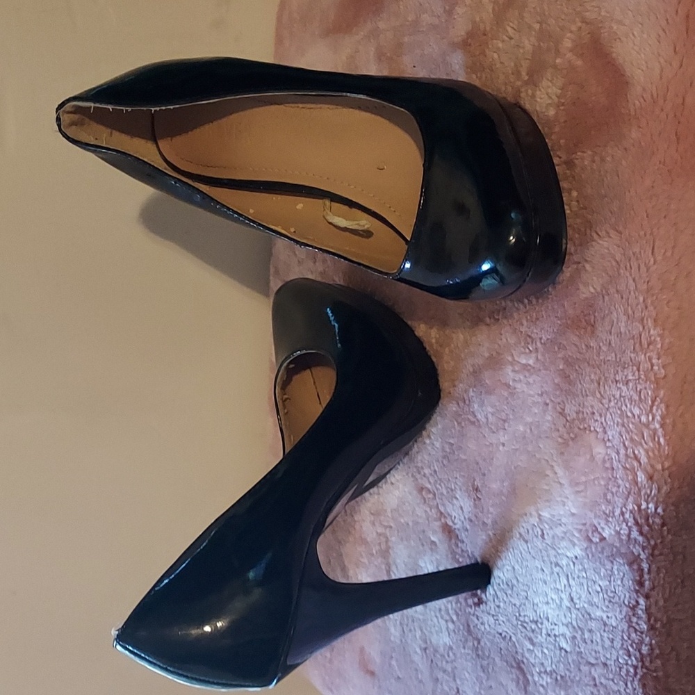 FOREVER 21 Black heels